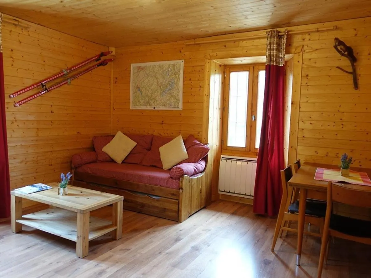 Apartment Appart Spacieux Dans Chalet Traditionnel Avec Balcon Pour 5 Pers. A Areches-Beaufort - Fr-1-342-146